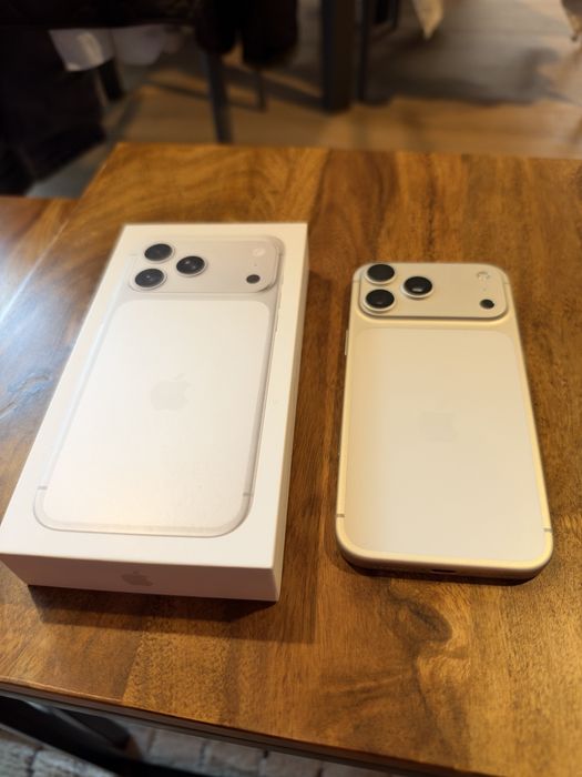 Iphone 17 pro max, 256 GB, stan idealny, pierwsze użycie wrzesień 2026!
