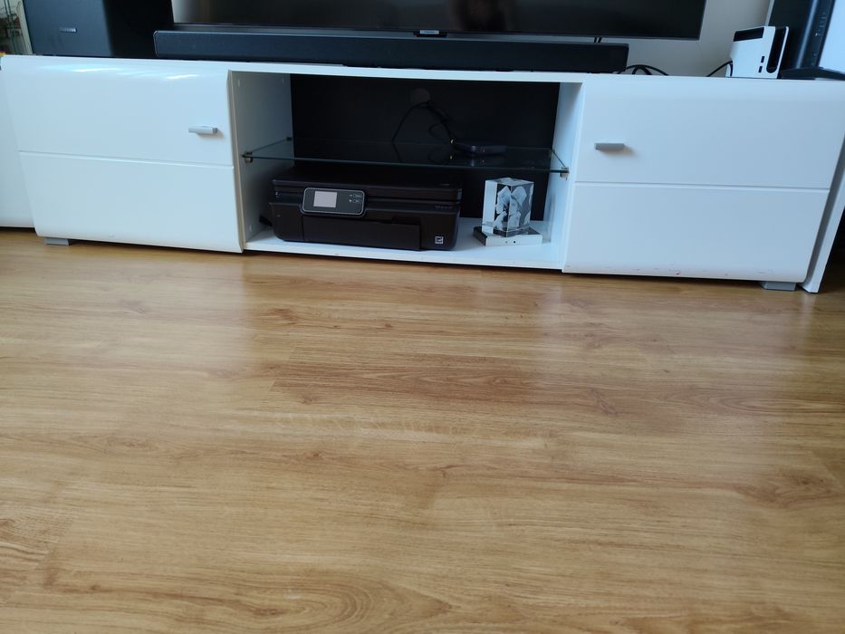 Móvel de televisão