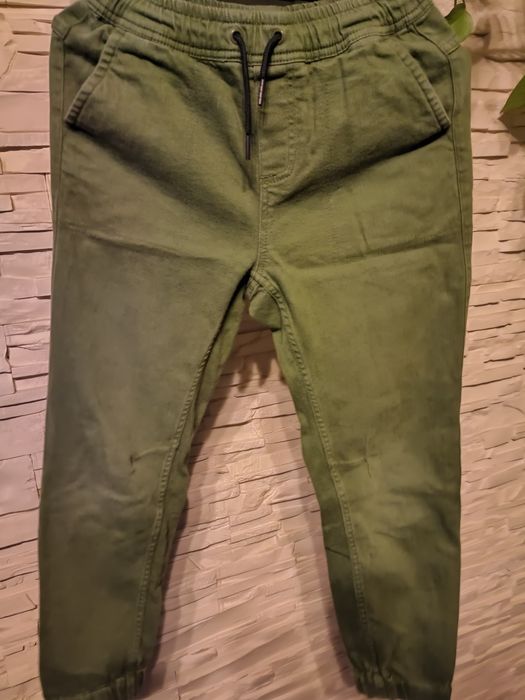 Spodnie jogger chłopięce  rozmiar 146