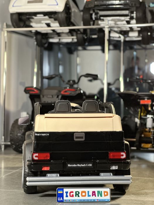 Дитячий електромобіль Mercedes Maybach G 650 Пульт керування Дитяче