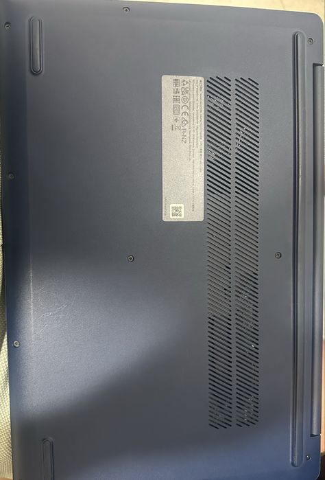 Продам lenovo ideapad slim 3 остатки