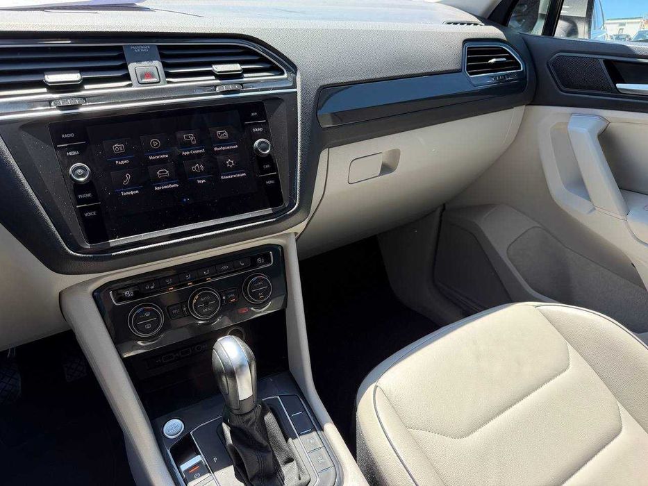 Volkswagen Tiguan 2020 VIN WVGZZZ5NZLW911695 фото оголошення 15 з 22