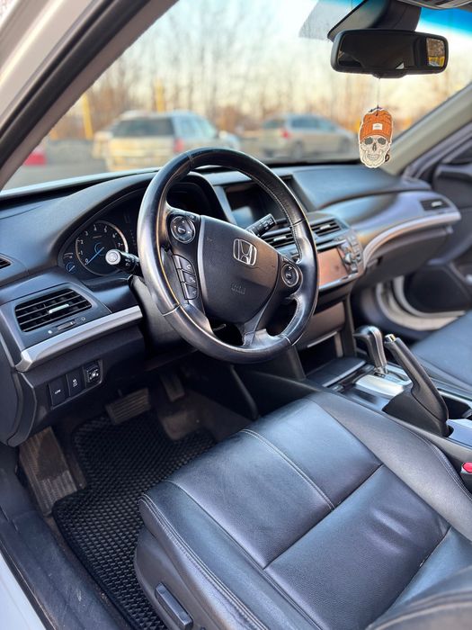 Продам Автомобіль Honda Crosstour