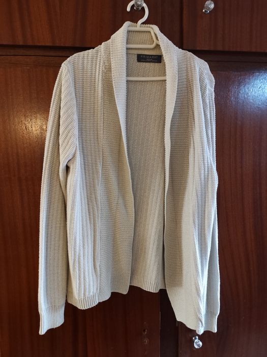 Casaco malha beje tamanho médio primark