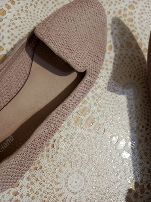 Siatkowane mokasyny,rozm. 39(ale są większe)