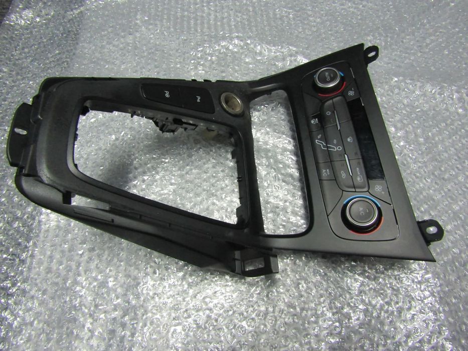 Climatronic (interruptor de AC) Ford Focus ano 2016  , ver detalhes