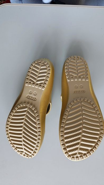 Klapki Crocs Cadee