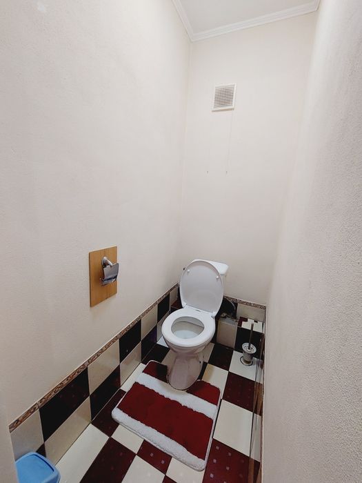 Здам в оренду частину будинку.