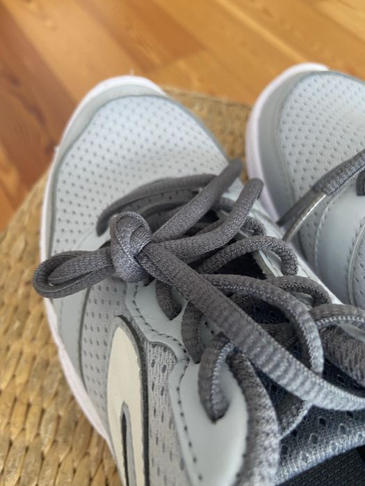 Sapatilhas cinzentas - Decathlon