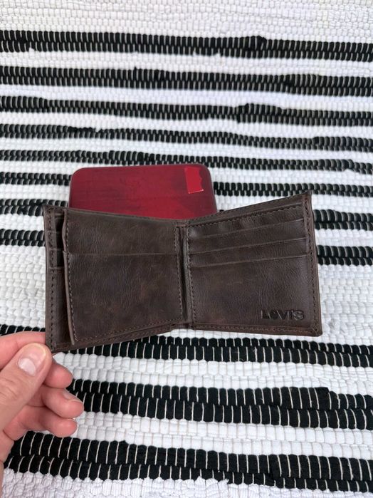 Чоловічий гаманець Levis