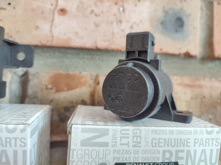 NEW Клапан датчик надува турбіни 7700113071 trafic vivaro трафик вивар