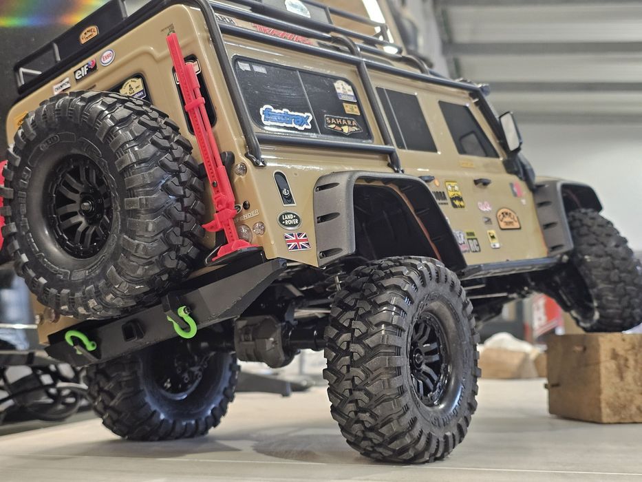 RC 1:10 Traxxas Trx4 Defender Sand Camel Trophy