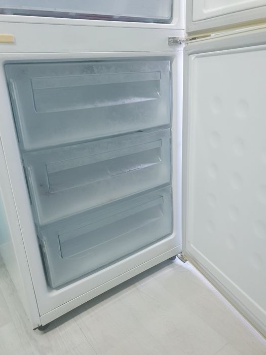 Frigorífico SAMSUNG No Frost