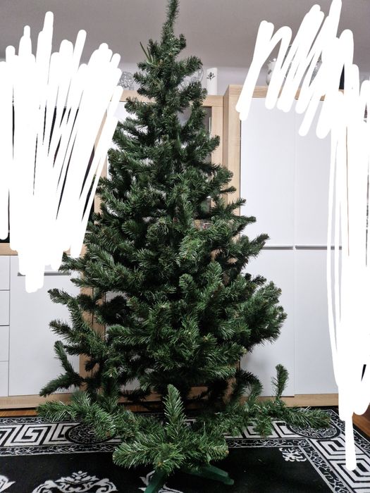 Choinka  sztuczna 2,20m