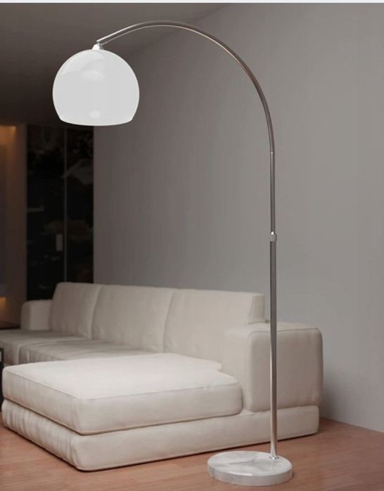Lampa wolnostojąca