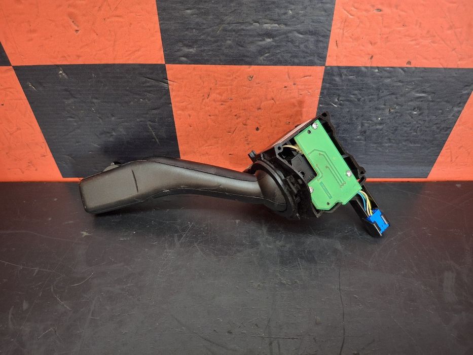 Conjunto / manetes de luzes e limpa vidros VOLKSWAGEN Caddy III (2K, 2