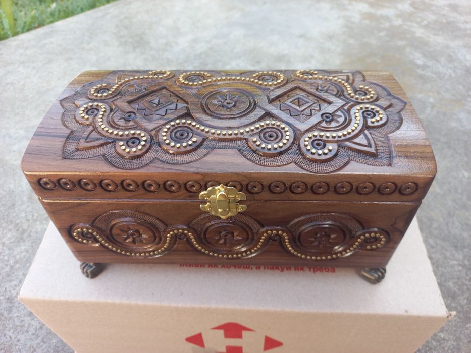 Скриня подарункова