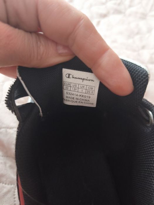Sneakersy Champion r.33