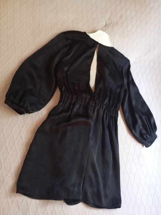 ZARA XS czarny elegancki satynowy kombinezon