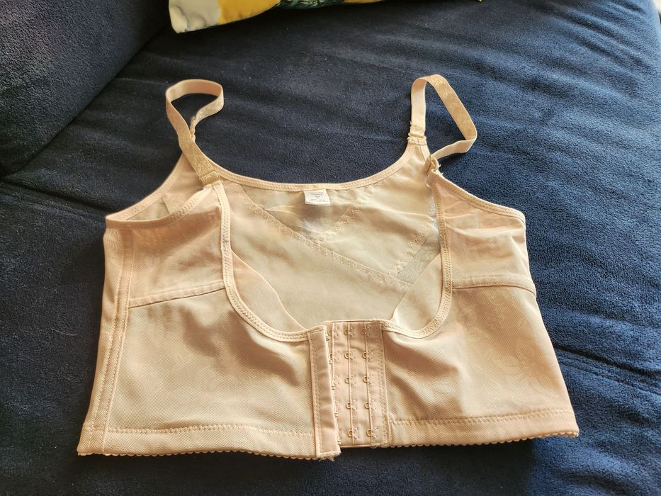 Gorset modelujący Esotiq jak nowy Tanio