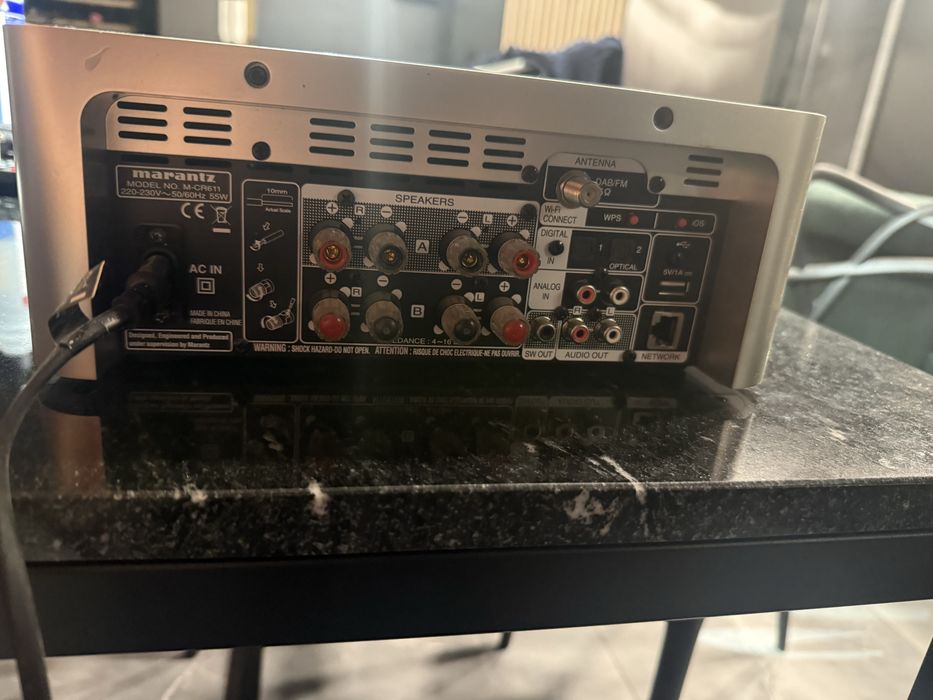 Amplituner Marantz M-CR611