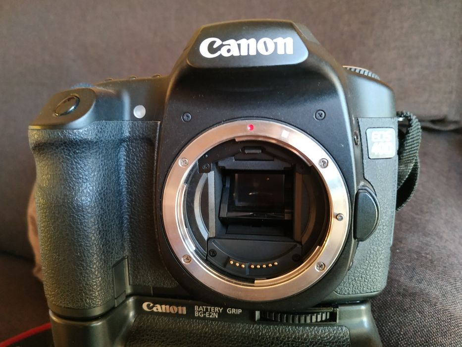 Canon 40D c/ Grip Canon Irrepreensivel " 16.387 " Clicks / 6,5 Fps