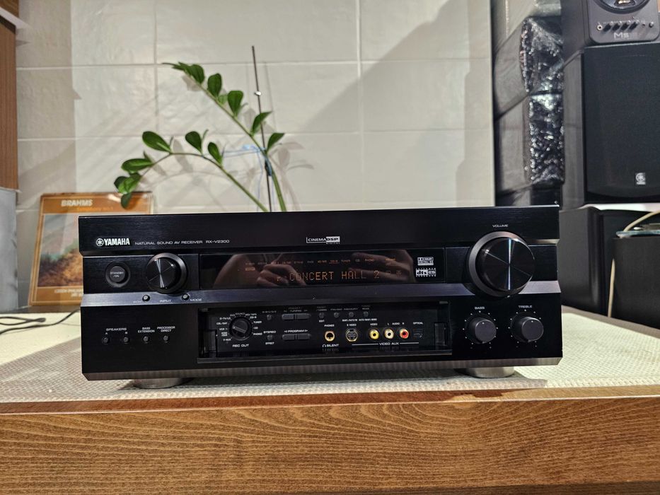 AV ресивер Yamaha RX-V2300 15кг/6х110Вт/Dolby Digital DTS