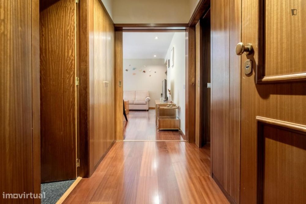 Apartamento com 3 quartos - localizado em Braga
