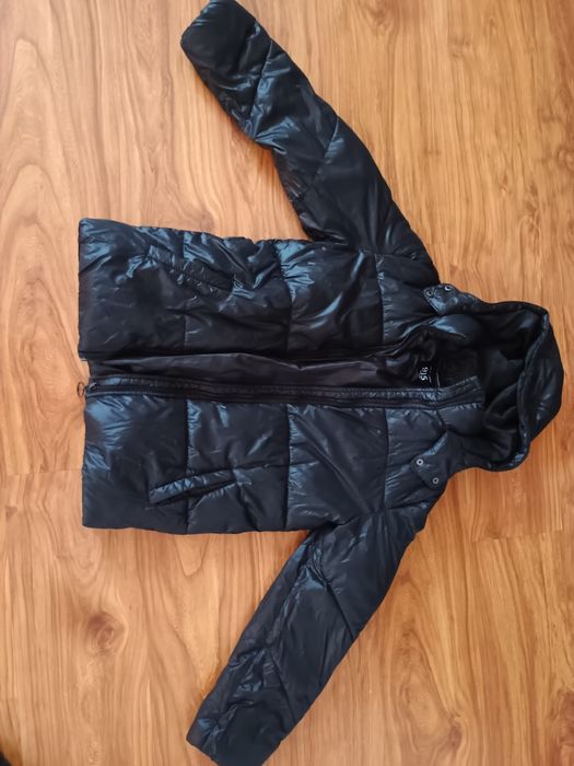 Czarna kurtka pikowana na 158 cm