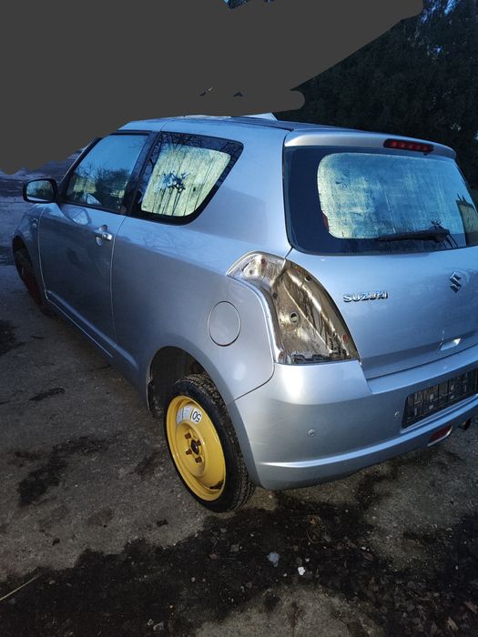Suzuki Swift MK6 1.5 po kolizji mały przebieg