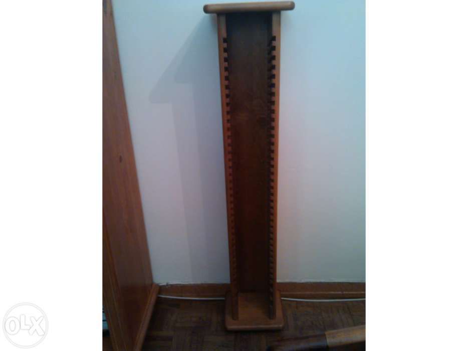 Estante de CDs em Madeira de Pinho