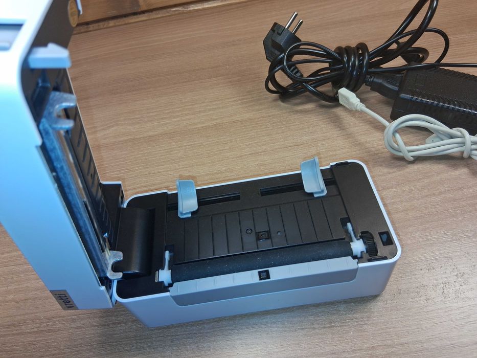 M158 Drukarka Etykiet Termiczna Vretti D463B USB Bluetooth