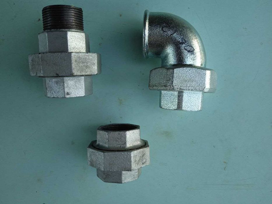 Кольца чугунные, американки, уголки  2" , 1" - чугунные.