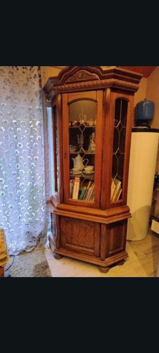 Sprzedam witrynę dębową