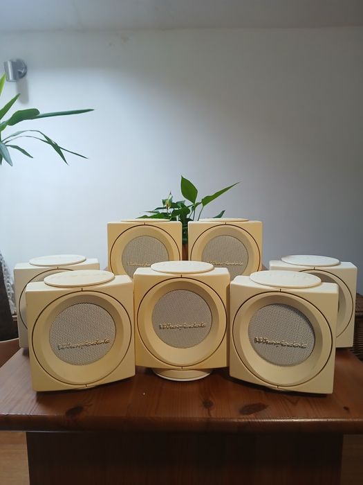 Colunas Wharfedale Modus Cube
