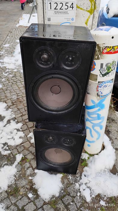 Акустика фірми Canton GLE-70