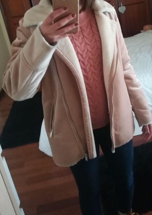 Casaco rosa com pêlo