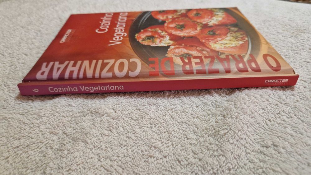 Livro "Cozinha Vegetariana"