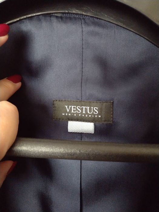 Granatowy krótki płaszcz męski Vestus