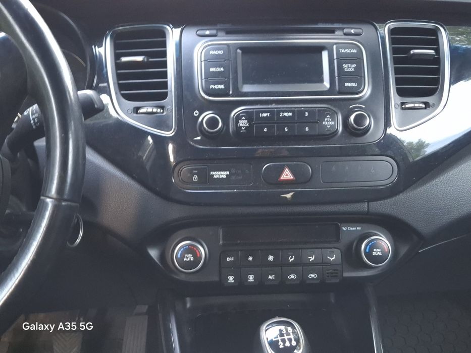 Kia carens 2014 1.7CRDI