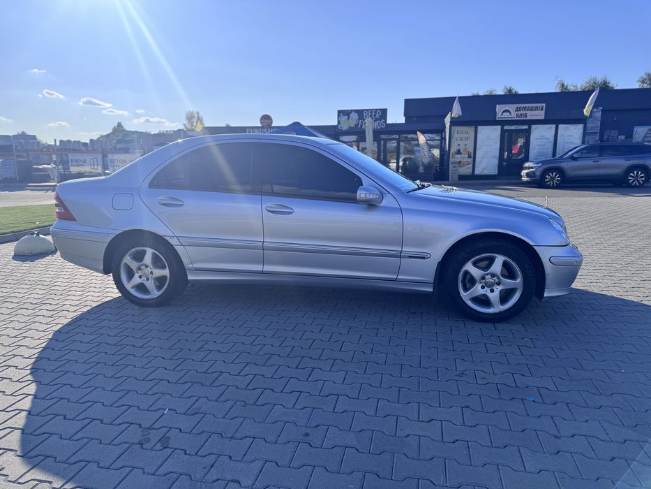 Mersedes c200 Full