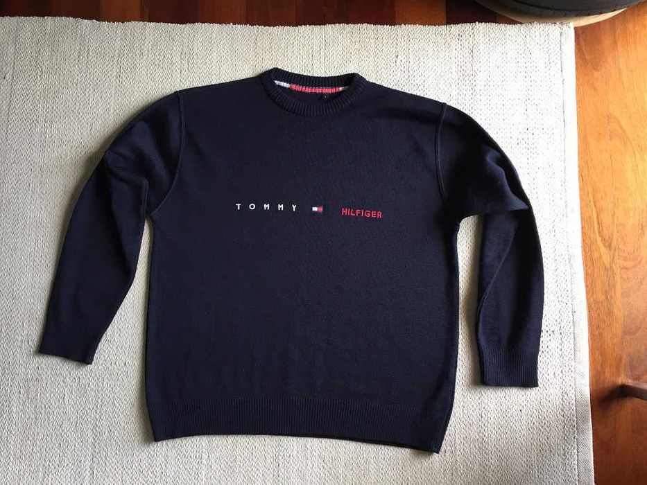 Camisola Azul Escura --- TOMMY HILFIGER -- Tamanho  L --- Unisexo