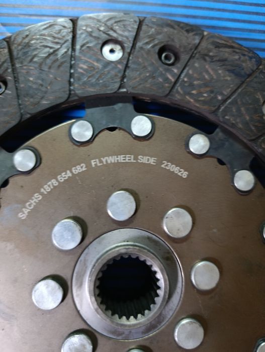 Комплект зчеплення NISSAN X-TRAIL (T30) 2.2 DI: 4 000 грн