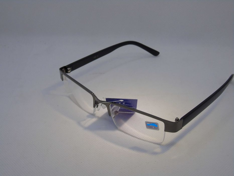 Okulary minusowe-- 1.50 dioptry z powłoką antyrefleksyjną i gratisy
