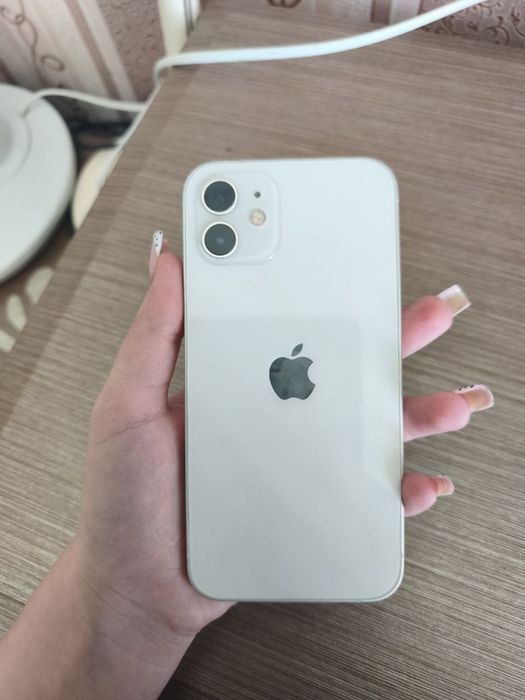 iPhone 12  128гб