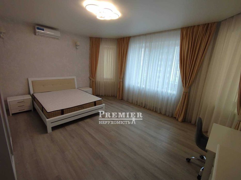 До продажу унікальна 3 кімн. квартира