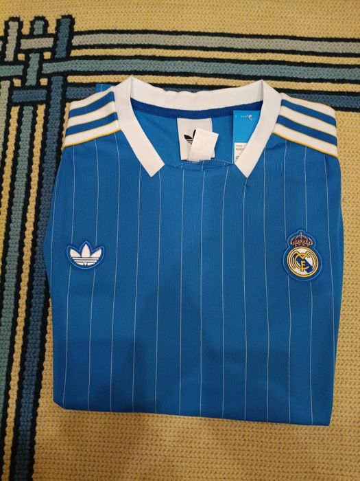 Camisola retro Real Madrid