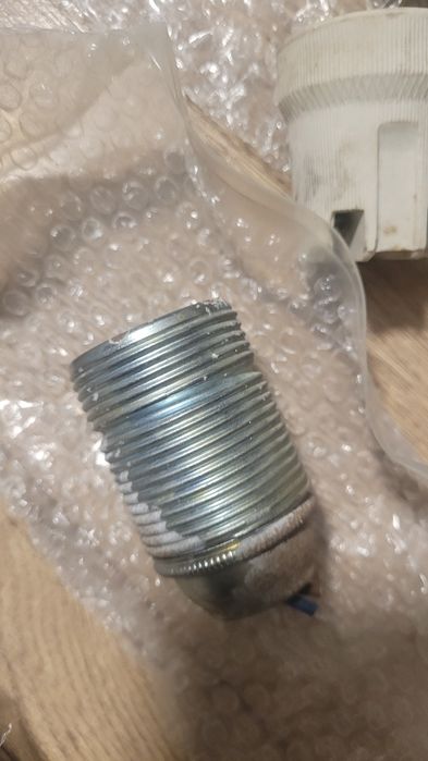 Oprawka ceramiczna 7szt 1 metalowa