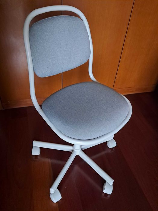 Cadeira de secretária para criança