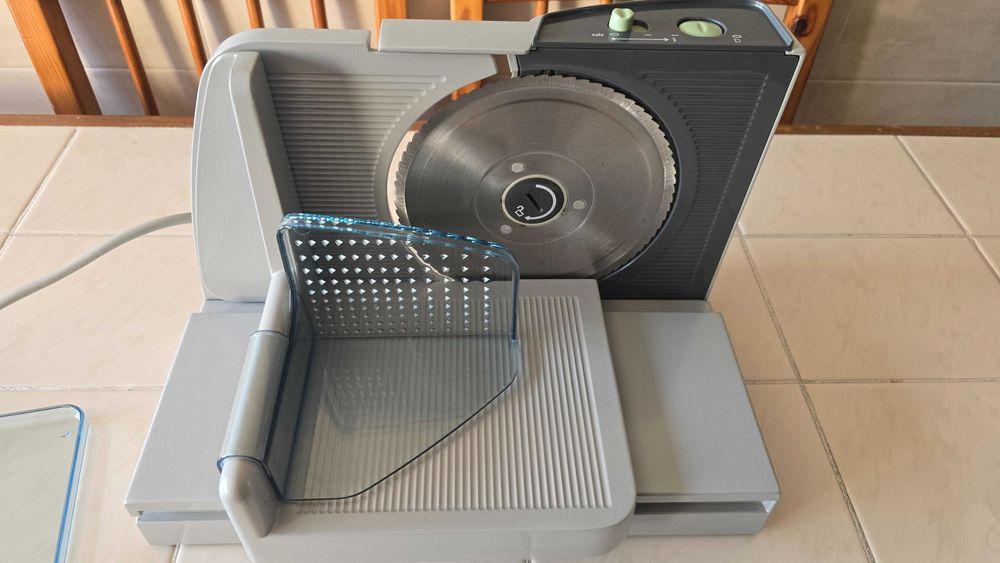 Fiambreira Krups Type 372